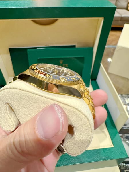 126718GRNR 全金皮蛋圈